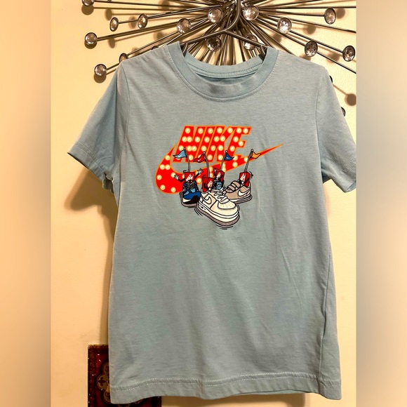 Nike bundle - Picture 6 of 7